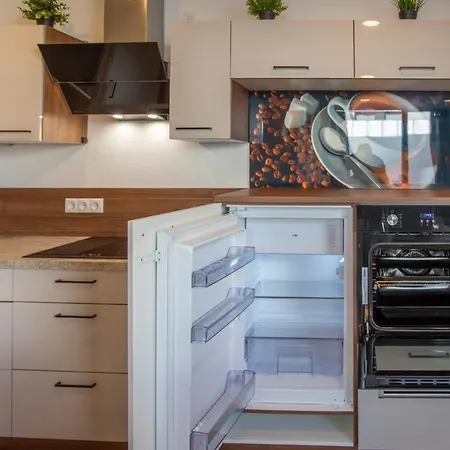 Apartamento + 1 Free Parking Spot *